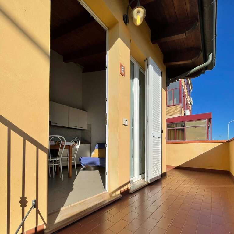 ingresso bilocale